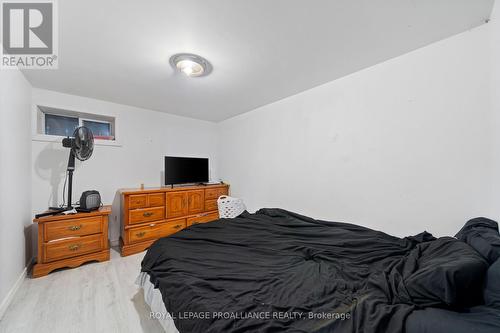 21/23 Spring Street, Quinte West, ON - Indoor Photo Showing Bedroom