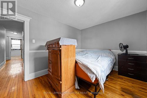 21/23 Spring Street, Quinte West, ON - Indoor Photo Showing Bedroom