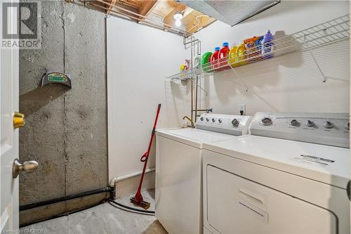 1513 Upper Middle Road Unit# 3, Burlington, ON - Indoor Photo Showing Laundry Room