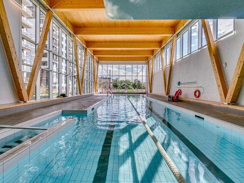 Pool - 403-1195 Rue Louis-Adolphe-Robitaille, Québec (La Cité-Limoilou), QC - Indoor Photo Showing Other Room With In Ground Pool