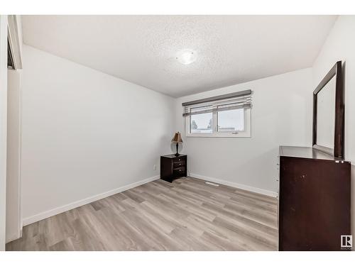 13511 127 St Nw, Edmonton, AB - Indoor Photo Showing Other Room