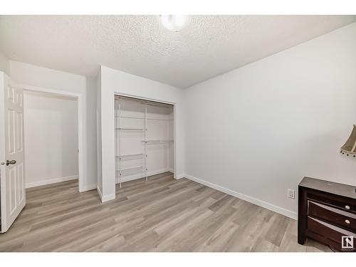 13511 127 St Nw, Edmonton, AB - Indoor Photo Showing Other Room