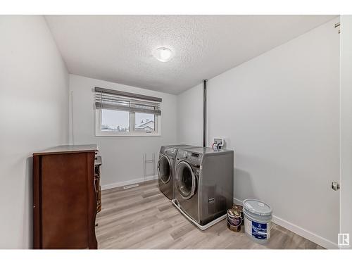 13511 127 St Nw, Edmonton, AB - Indoor Photo Showing Laundry Room