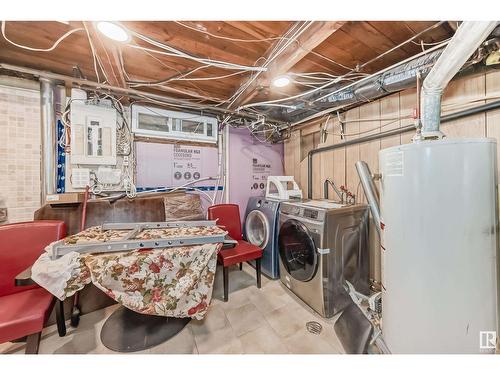 13511 127 St Nw, Edmonton, AB - Indoor Photo Showing Laundry Room