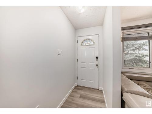 13511 127 St Nw, Edmonton, AB - Indoor Photo Showing Other Room