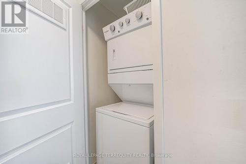 1808 - 85 Oneida Crescent, Richmond Hill, ON - Indoor Photo Showing Laundry Room