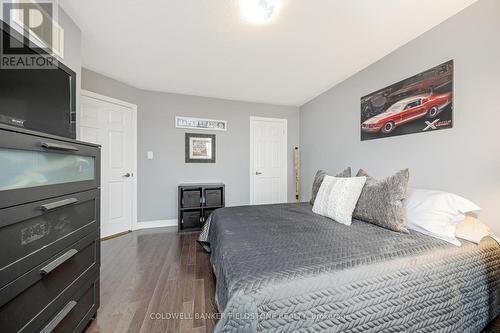 43 Jolana Crescent, Halton Hills, ON - Indoor Photo Showing Bedroom