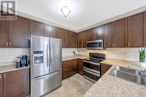 43 Jolana Crescent, Halton Hills, ON - Indoor Photo Showing Kitchen With Double Sink