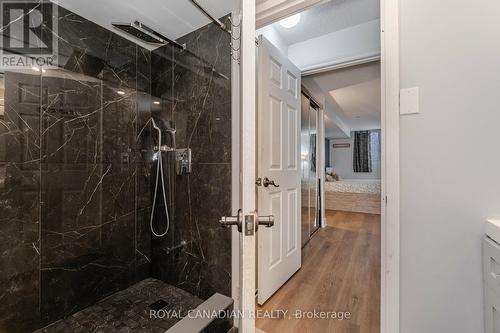 1102 - 25 Agnes Street, Mississauga, ON - Indoor Photo Showing Bathroom