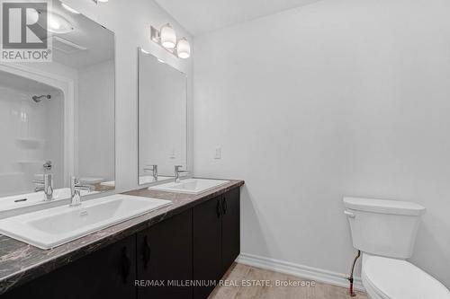 357 Gordon Avenue E, Fort Erie, ON - Indoor Photo Showing Bathroom