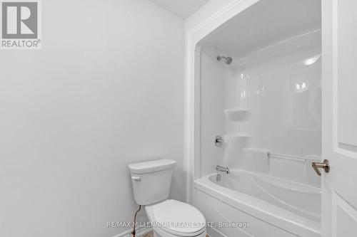 357 Gordon Avenue E, Fort Erie, ON - Indoor Photo Showing Bathroom