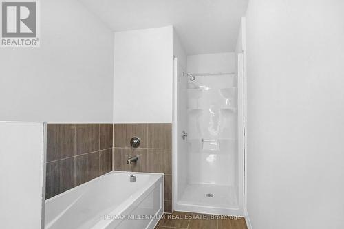 357 Gordon Avenue E, Fort Erie, ON - Indoor Photo Showing Bathroom