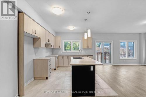 357 Gordon Avenue E, Fort Erie, ON - Indoor Photo Showing Kitchen With Double Sink