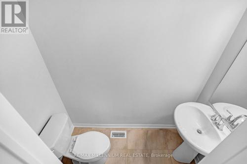 357 Gordon Avenue E, Fort Erie, ON - Indoor Photo Showing Bathroom