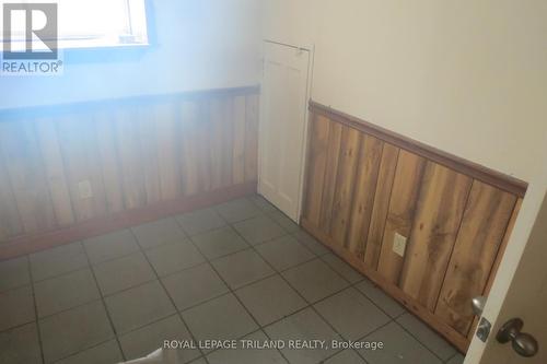 1223 Sunningdale Road E, London, ON - Indoor Photo Showing Other Room