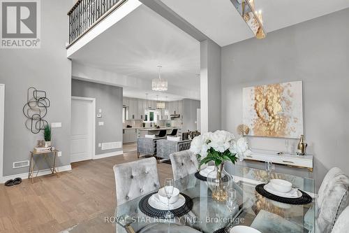 1372 Maple Road, Innisfil, ON - Indoor Photo Showing Dining Room