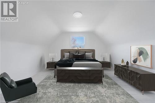 316 Houghton Avenue, Hamilton, ON - Indoor Photo Showing Bedroom