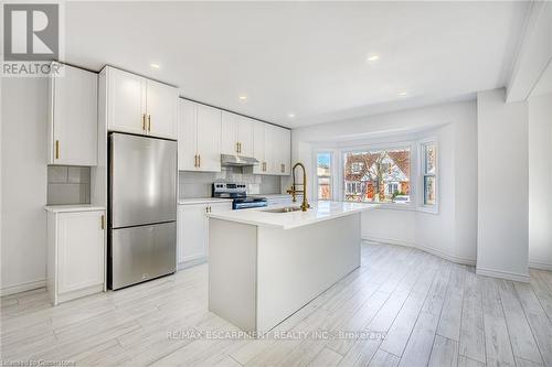 316 Houghton Avenue, Hamilton, ON - Indoor Photo Showing Kitchen