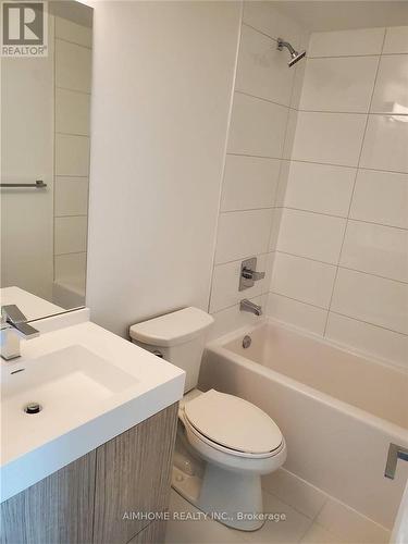 4914 - 251 Jarvis Street, Toronto, ON - Indoor Photo Showing Bathroom