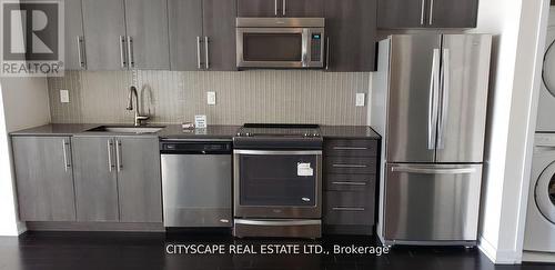 1001 - 510 Curran Place, Mississauga, ON - Indoor Photo Showing Kitchen With Upgraded Kitchen