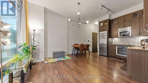 124 - 55 Ann O'Reilly Road, Toronto, ON - Indoor Photo Showing Kitchen With Upgraded Kitchen