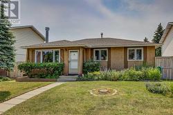 940 Rundlecairn Way NE  Calgary, AB T1Y 2X2