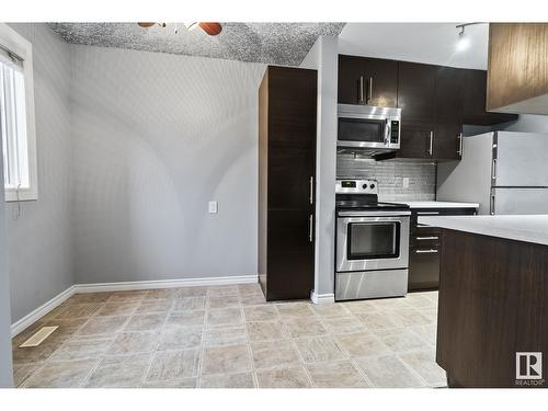 3191 139 Av Nw Nw, Edmonton, AB - Indoor Photo Showing Kitchen With Upgraded Kitchen