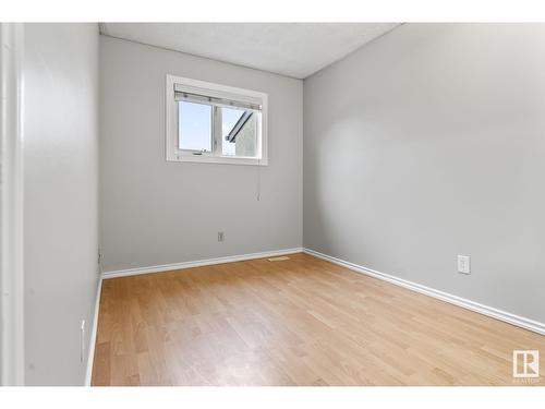 3191 139 Av Nw Nw, Edmonton, AB - Indoor Photo Showing Other Room