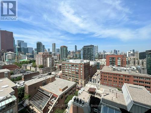 1405 - 158 Front Street E, Toronto, ON - Outdoor With View