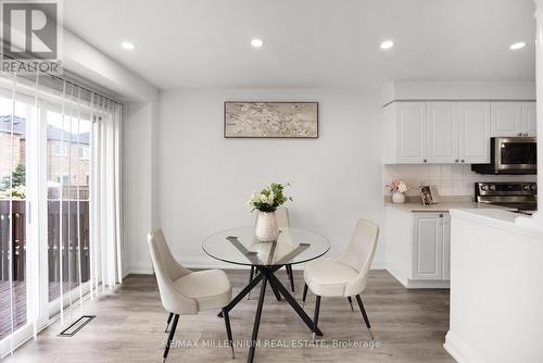 21 Casabel Drive, Vaughan, ON - Indoor Photo Showing Dining Room