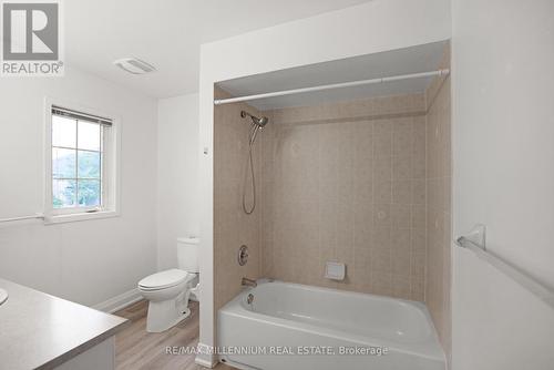 21 Casabel Drive, Vaughan, ON - Indoor Photo Showing Bathroom