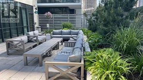 2316 - 4055 Parkside Village Drive, Mississauga, ON - Outdoor