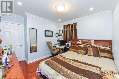 17 North Alarton Street, Mississauga, ON - Indoor Photo Showing Bedroom