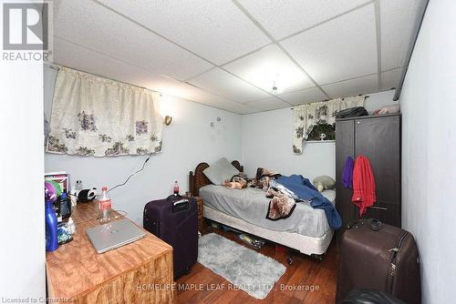 17 North Alarton Street, Mississauga, ON - Indoor Photo Showing Bedroom