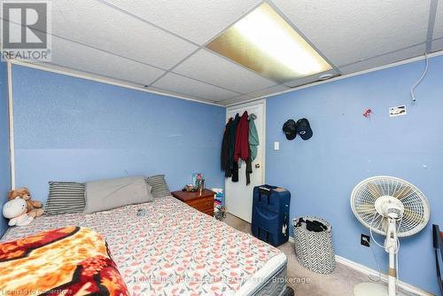 17 North Alarton Street, Mississauga, ON - Indoor Photo Showing Bedroom