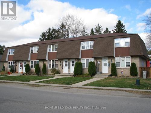 337-339 Saulsbury Street E, Strathroy-Caradoc (Nw), ON - Outdoor With Facade