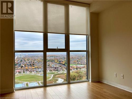 75 Eglinton Avenue W Unit# 2307, Mississauga, ON - Indoor Photo Showing Other Room