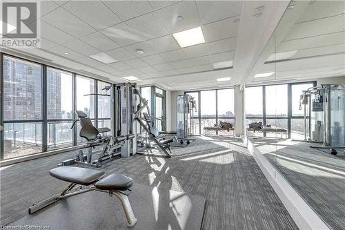 75 Eglinton Avenue W Unit# 2307, Mississauga, ON - Indoor Photo Showing Gym Room