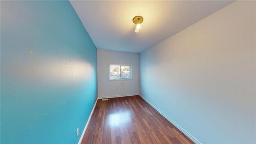 214 Rothesay Street, Douglas, MB - Indoor Photo Showing Other Room