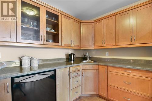 410 King Street E Unit#7, Prescott, ON - Indoor Photo Showing Kitchen