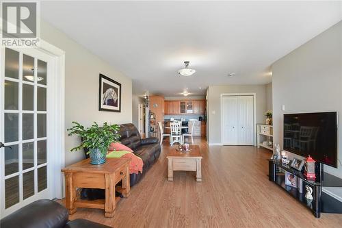 410 King Street E Unit#7, Prescott, ON - Indoor Photo Showing Living Room