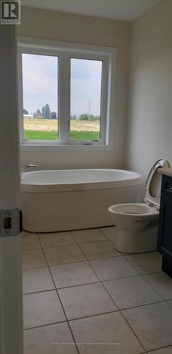 48 Reistwood Drive, Kitchener, ON - Indoor Photo Showing Bathroom