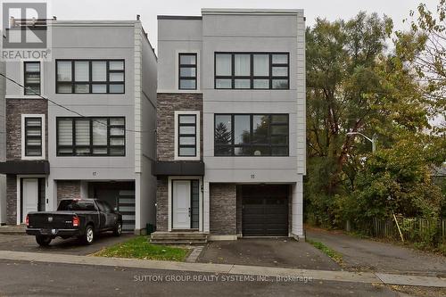 15 Old Oak Drive, Toronto, ON - Outdoor With Facade