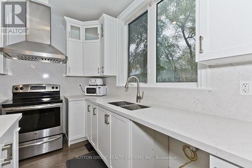 15 Old Oak Drive, Toronto, ON - Indoor Photo Showing Kitchen With Double Sink