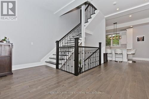 15 Old Oak Drive, Toronto, ON - Indoor Photo Showing Other Room