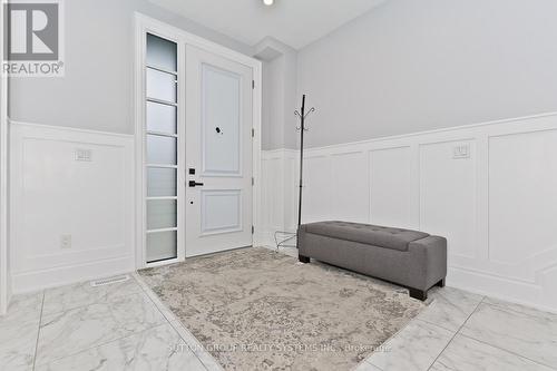 15 Old Oak Drive, Toronto, ON - Indoor Photo Showing Other Room