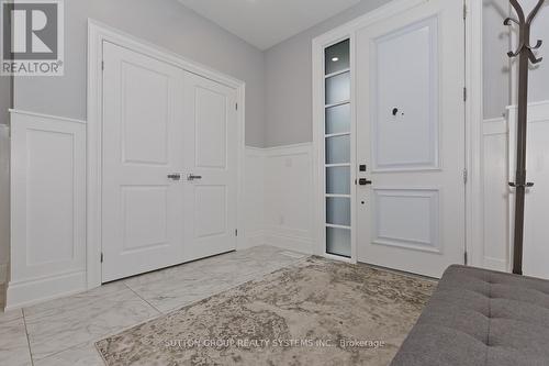 15 Old Oak Drive, Toronto, ON - Indoor Photo Showing Other Room