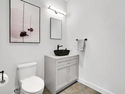 Powder room - 