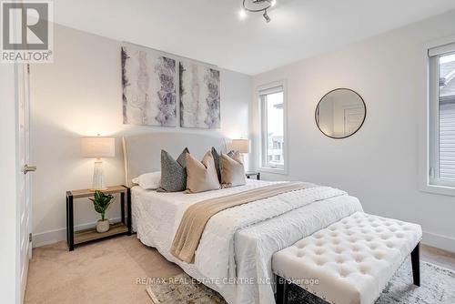 1876 Dewar Place, London, ON - Indoor Photo Showing Bedroom