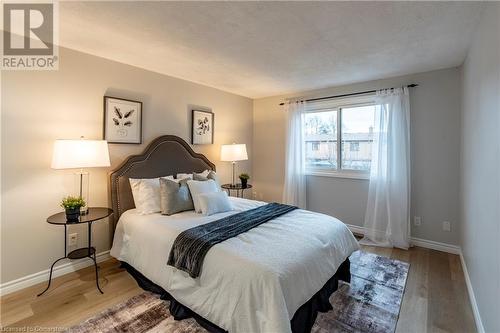 279 Sandowne Drive Unit# 3, Waterloo, ON - Indoor Photo Showing Bedroom